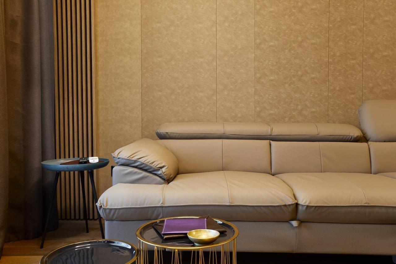 Promenada Studios Braşov Exteriör bild
