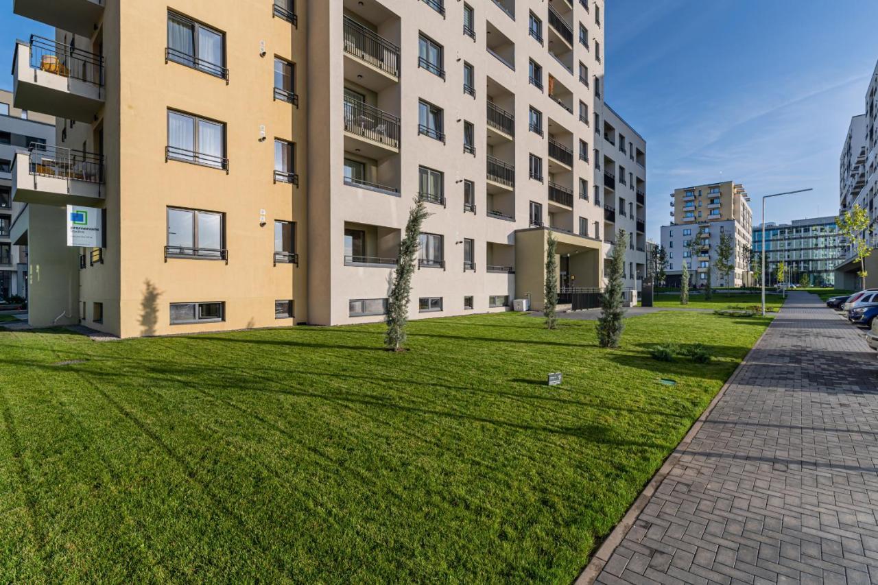 Promenada Studios Braşov Exteriör bild