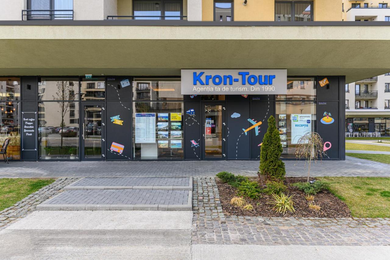 Promenada Studios Braşov Exteriör bild